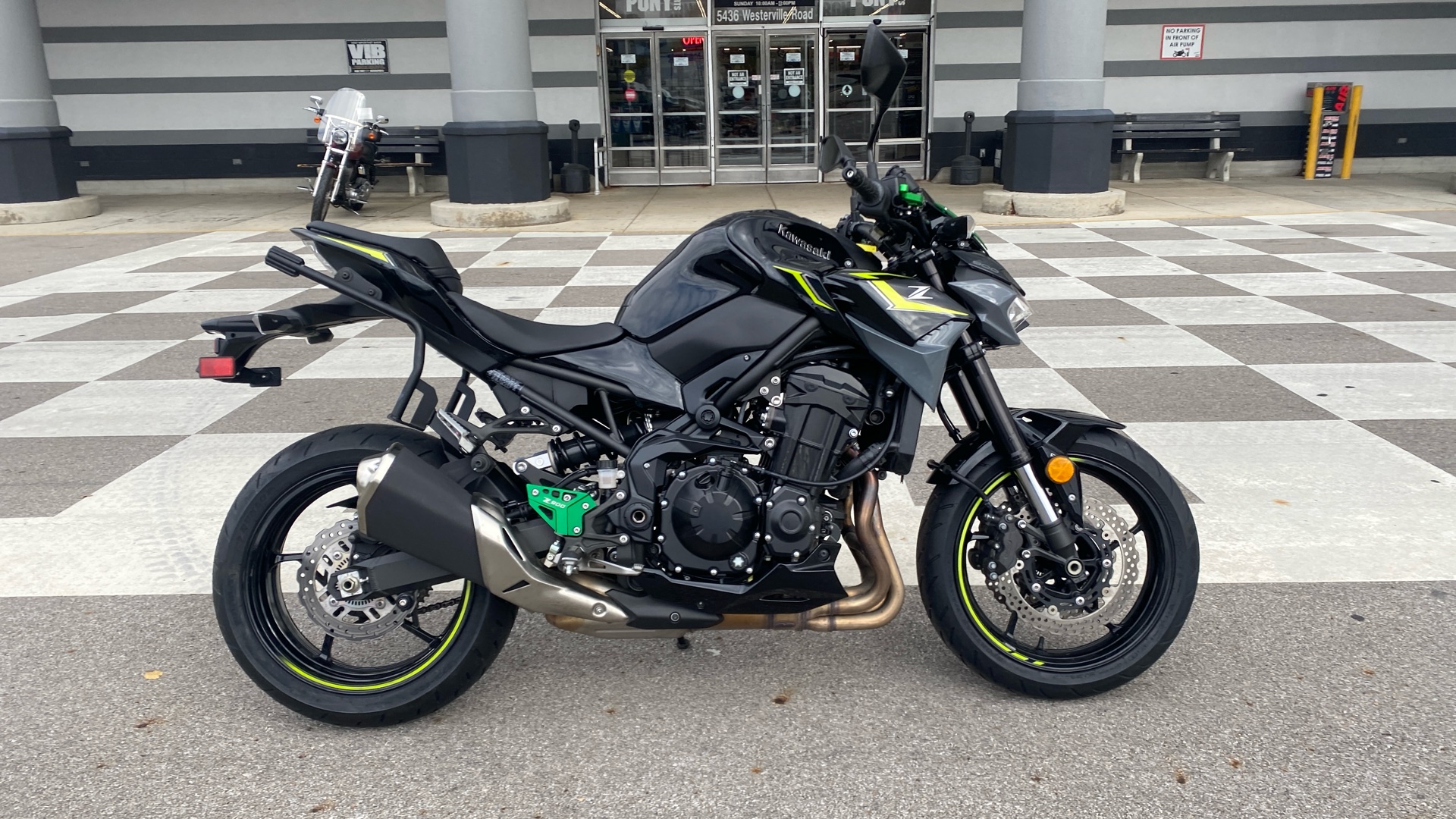 2024 Kawasaki Z900 ABS for Sale | Pony Powersports®