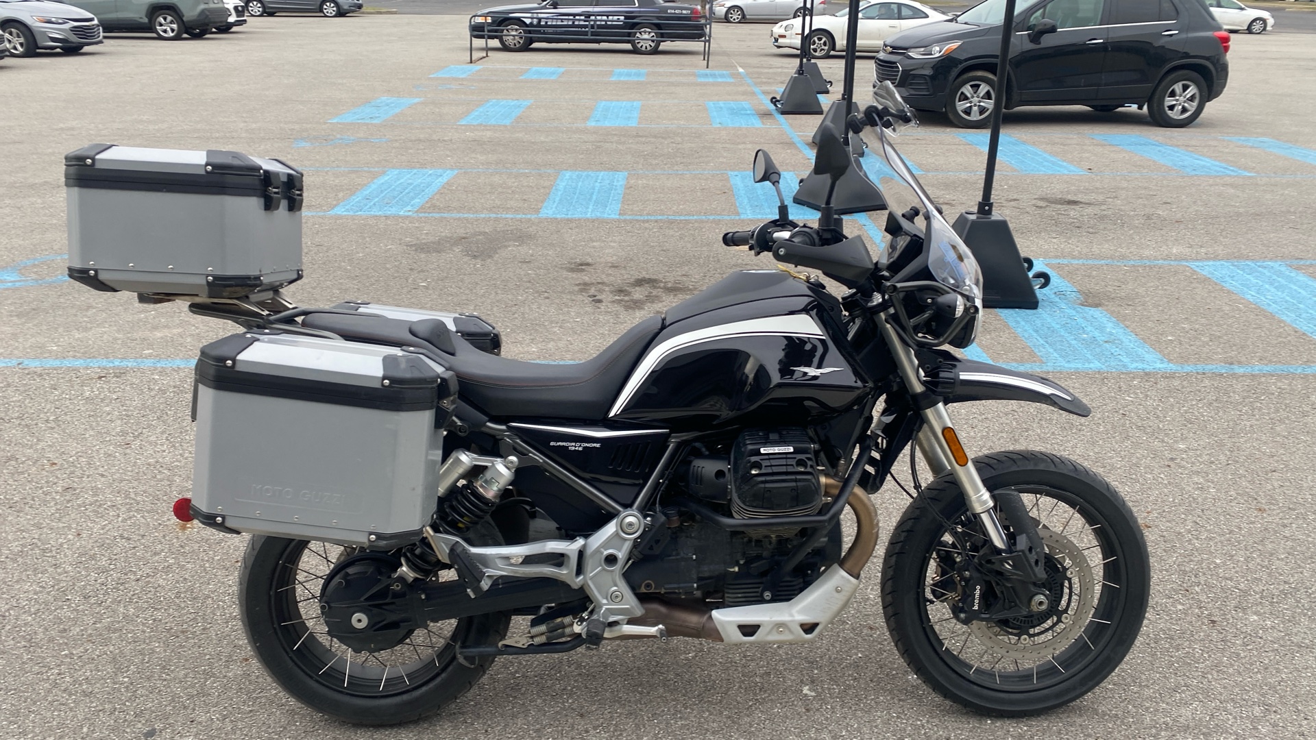 2023 Moto Guzzi V85 TT for Sale | Pony Powersports®