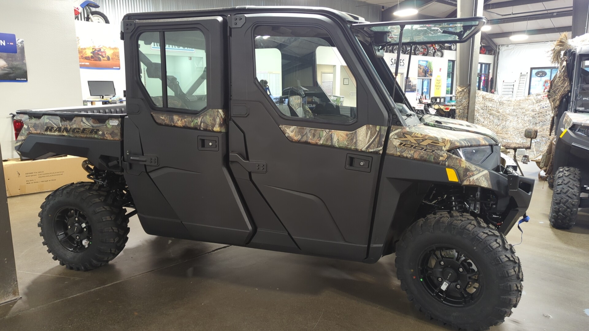 2026 Polaris RANGER CREW XP 1000 NS ED PREMIUM - Photo 2