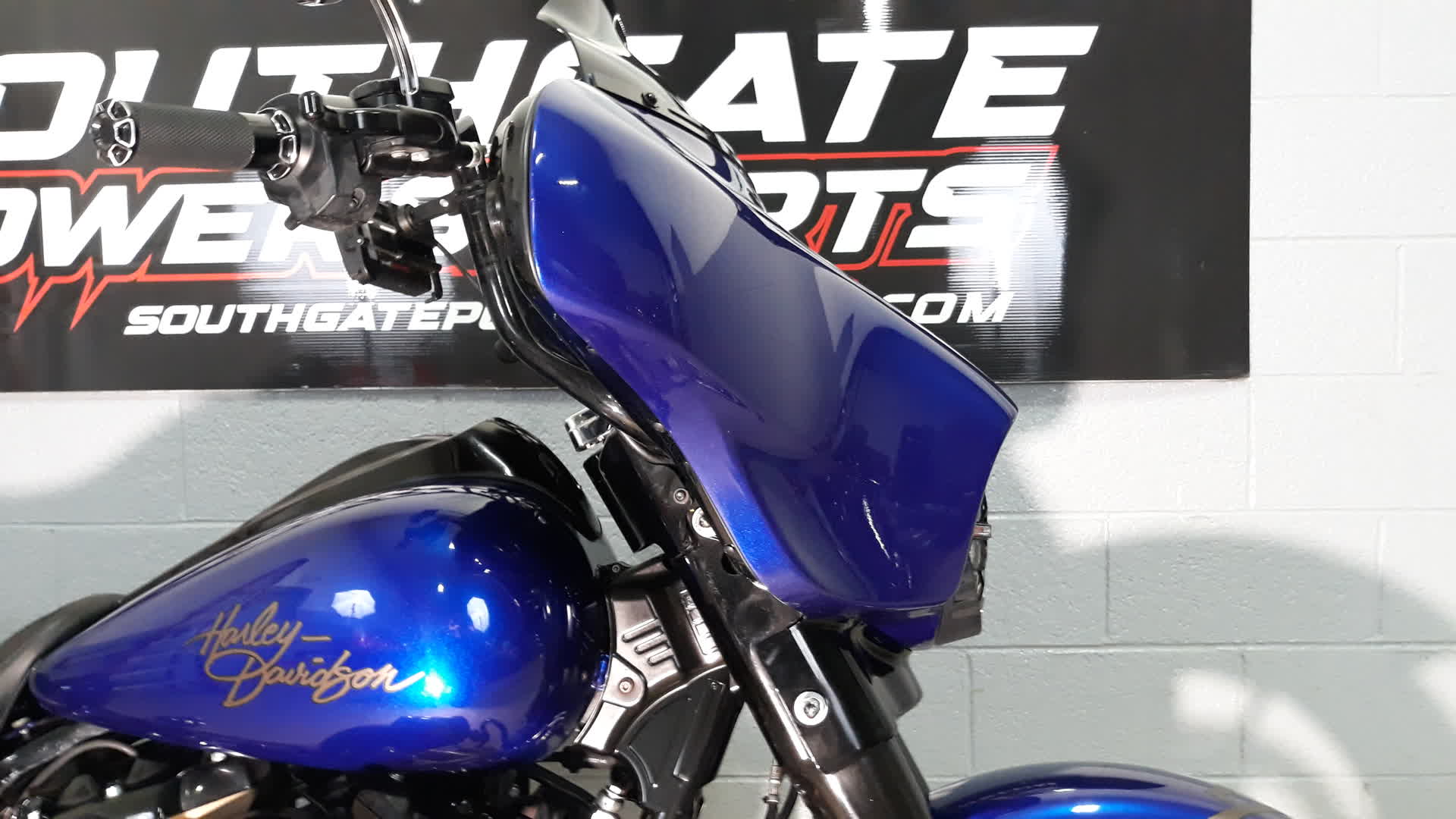 2013 Harley-Davidson Street Glide Base for Sale