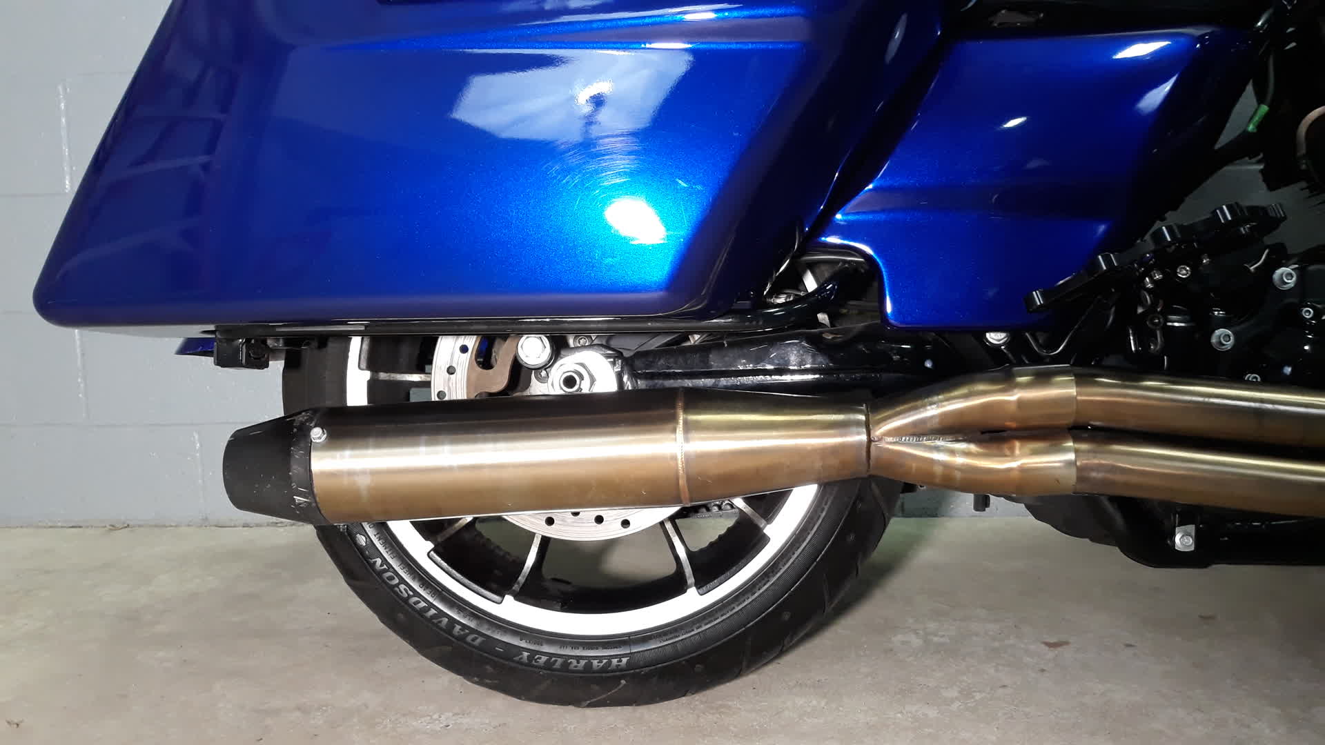 2013 Harley-Davidson Street Glide Base for Sale