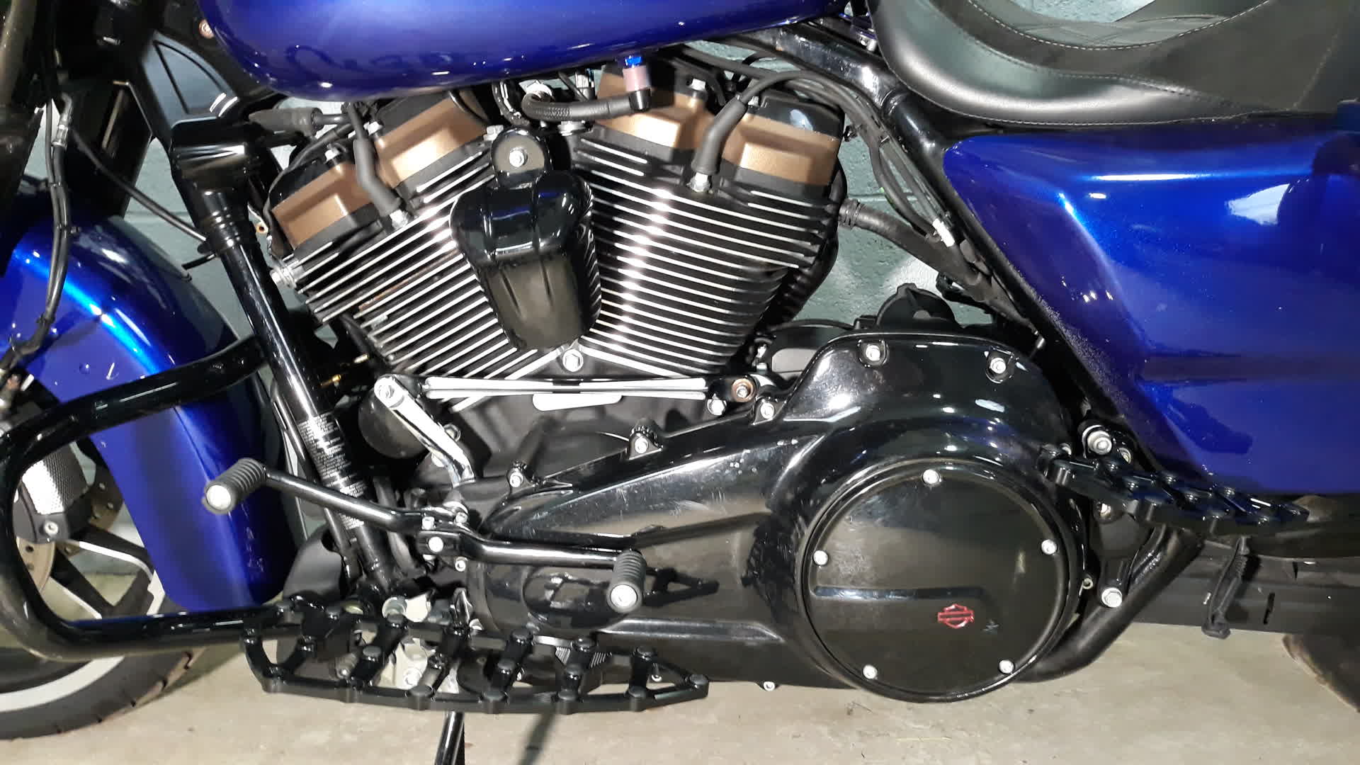 2013 Harley-Davidson Street Glide Base for Sale