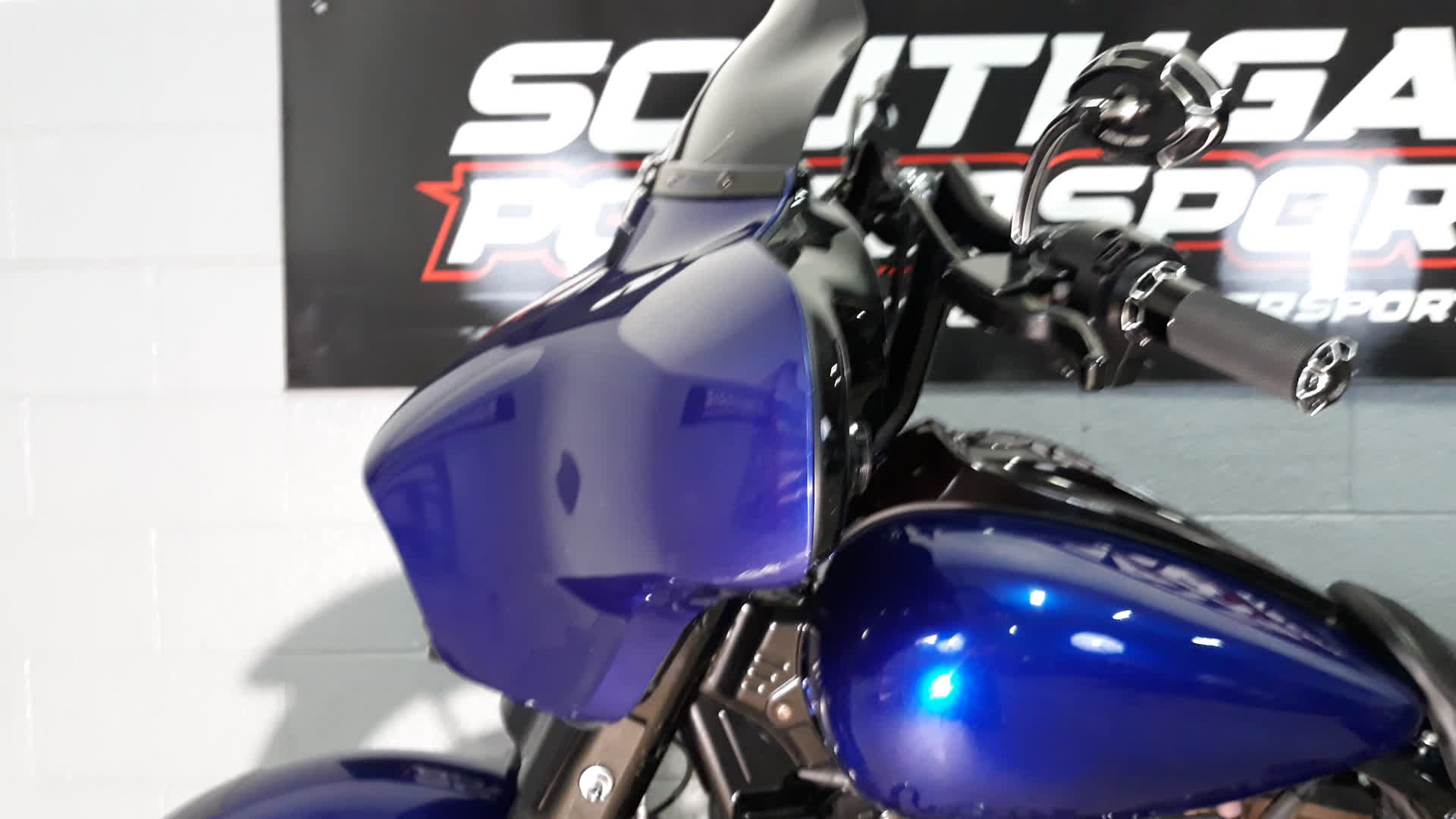 2013 Harley-Davidson Street Glide Base for Sale
