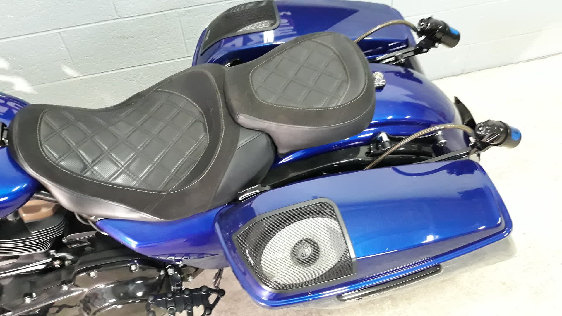 2013 Harley-Davidson Street Glide Base for Sale