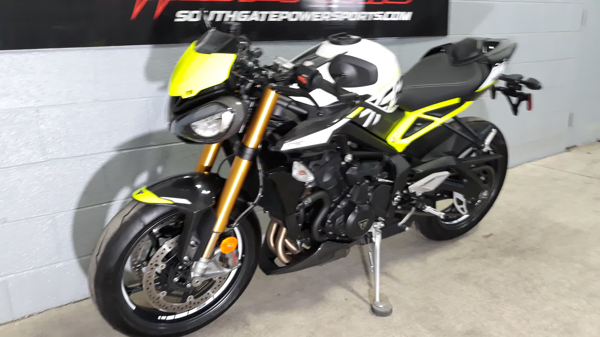 2024 Triumph Street Triple 765 Moto2™ Edition for Sale