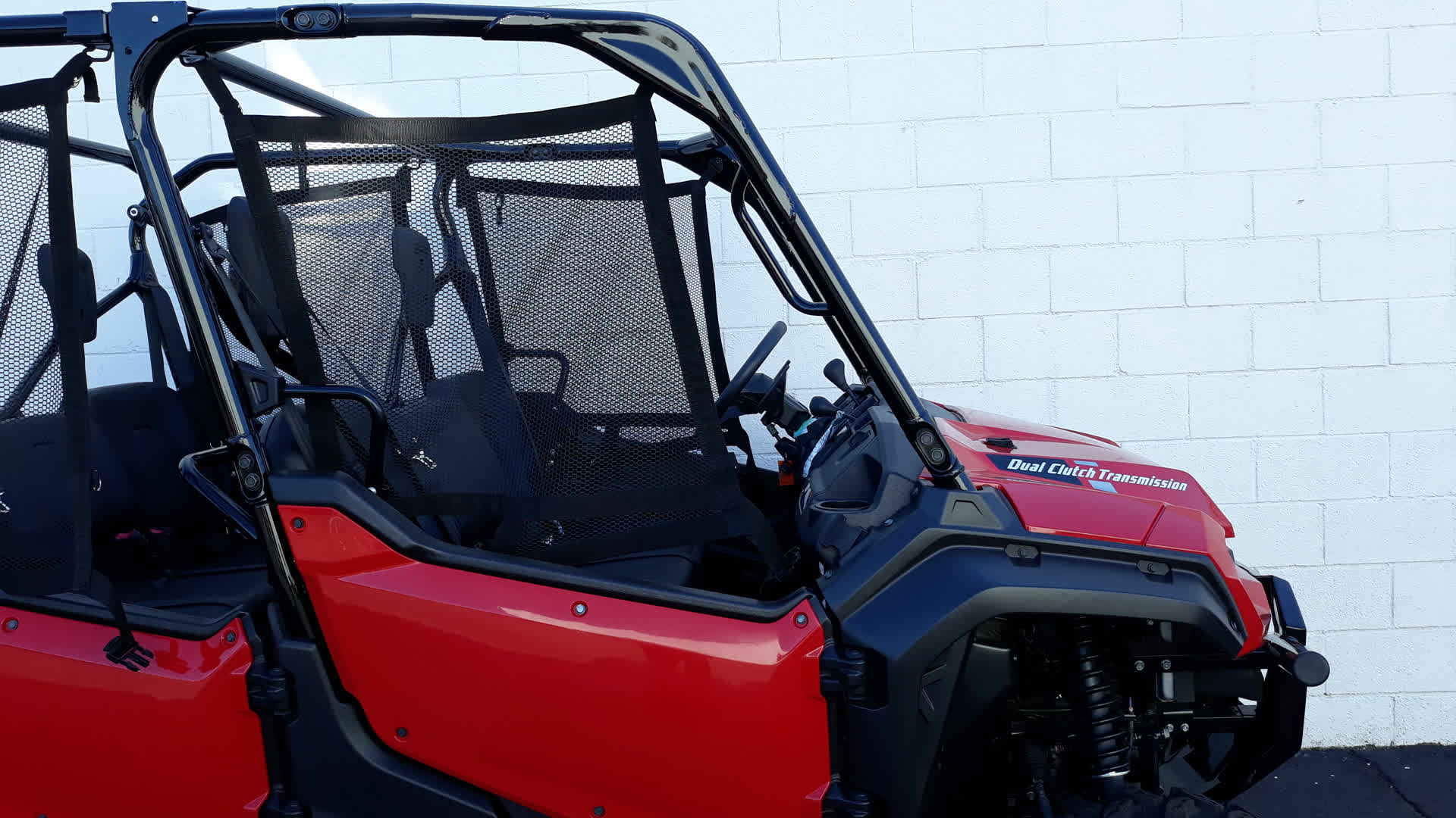 2025 Honda Pioneer 1000-6 Crew Deluxe for Sale