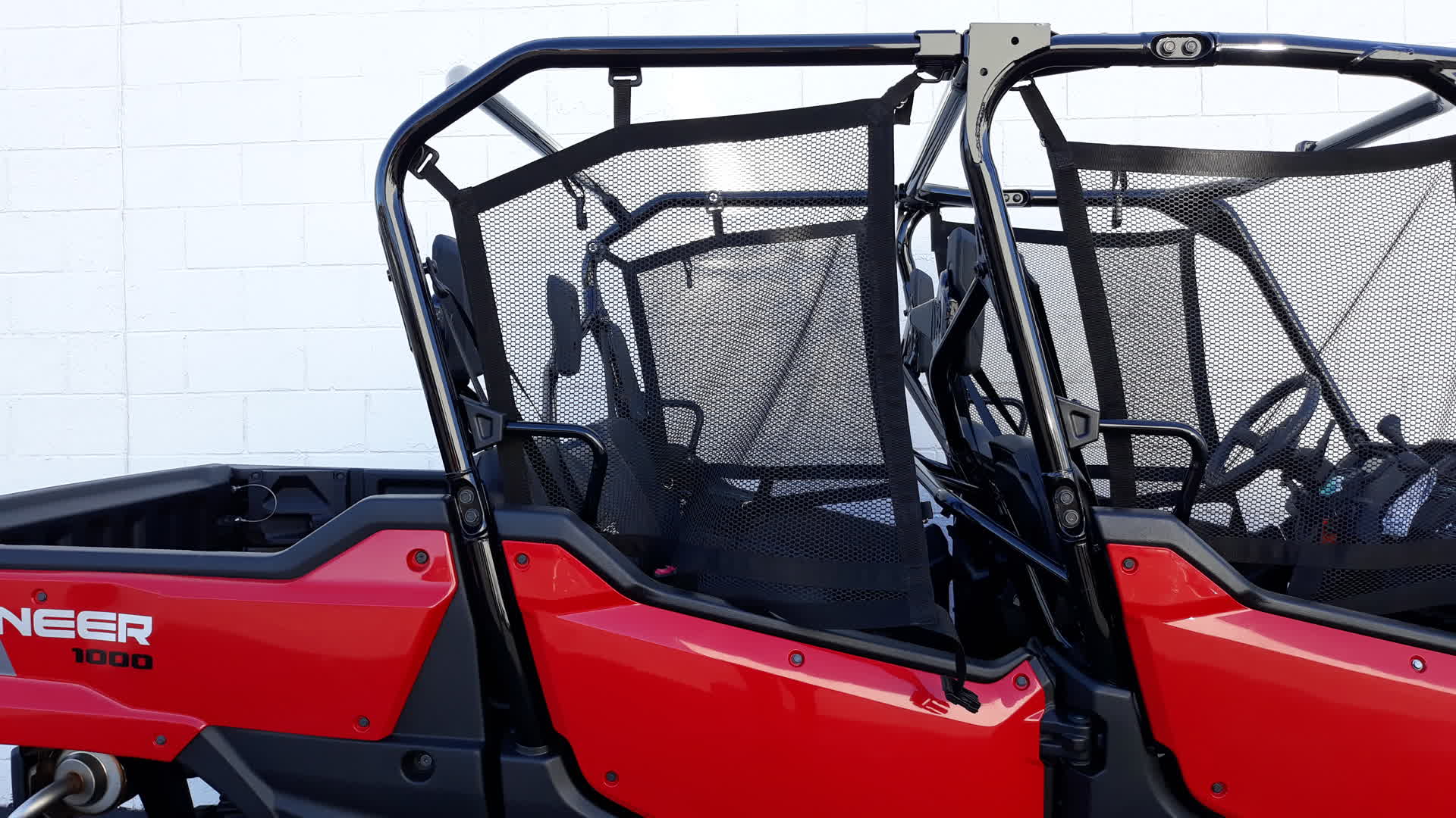 2025 Honda Pioneer 1000-6 Crew Deluxe for Sale