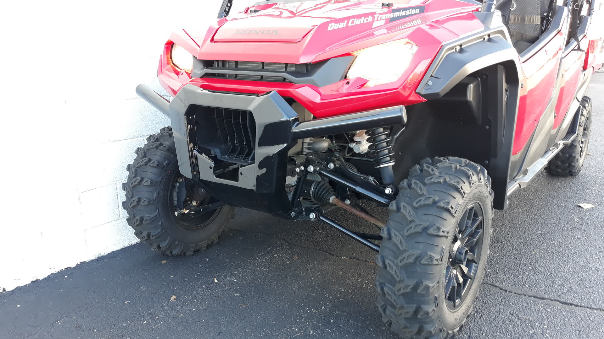 2025 Honda Pioneer 1000-6 Crew Deluxe for Sale